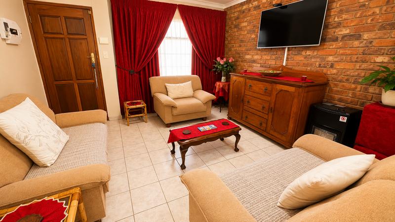 2 Bedroom Property for Sale in Navalsig Free State